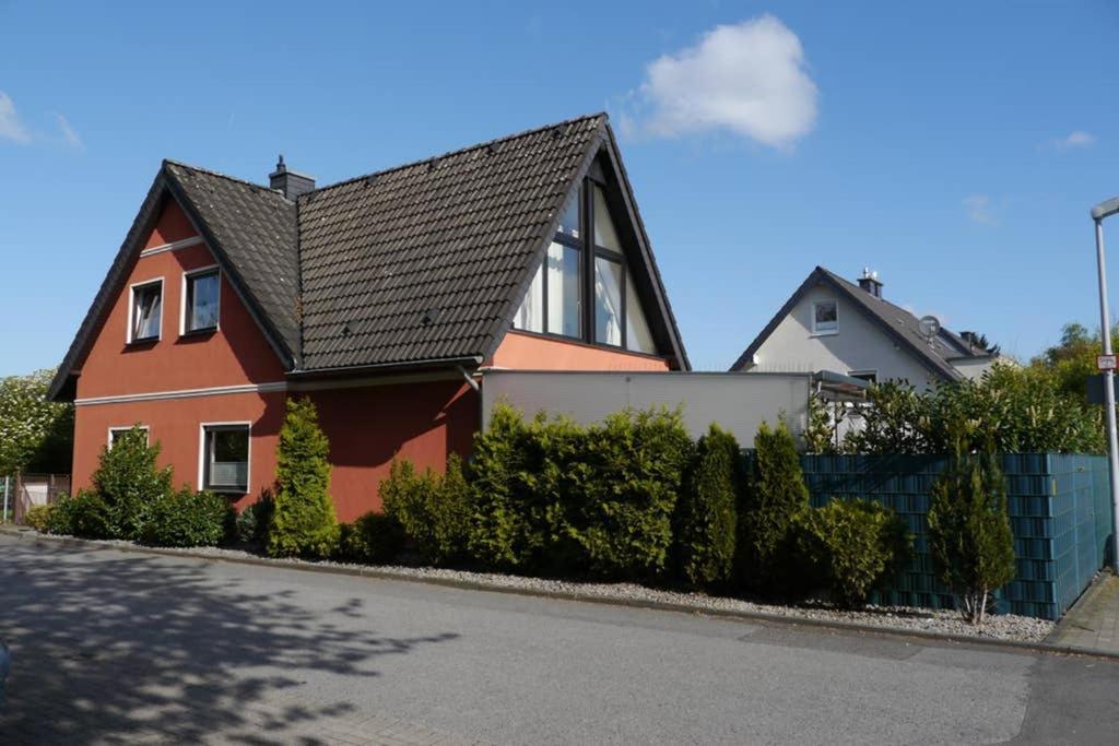 Ferienwohnung Haus Ruhrgebiet Mülheim an der Ruhr Exterior foto